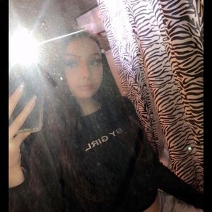 Meet your Posher, Sierra